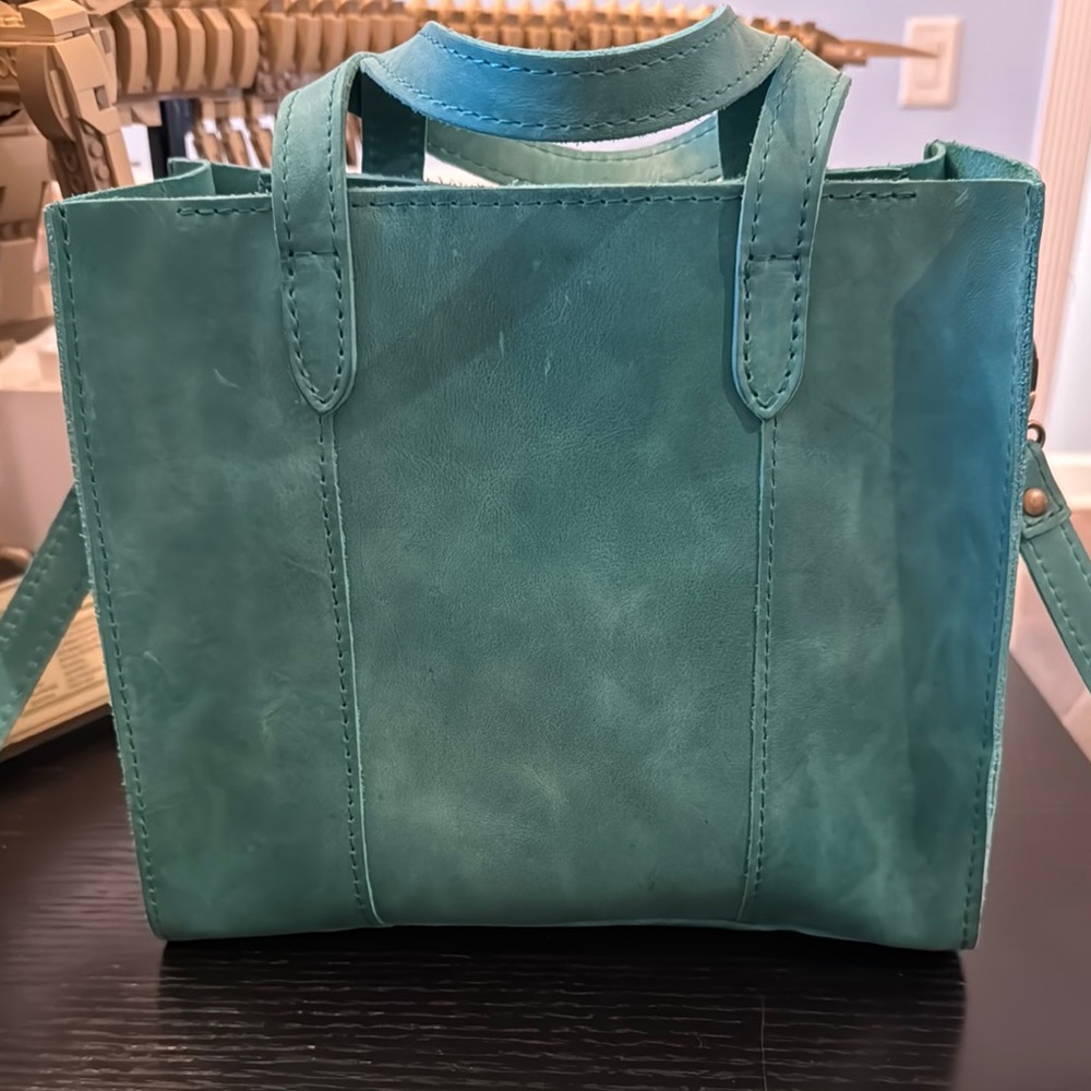 Portland Leather Aqua Tote Bag - Picture 2 of 4